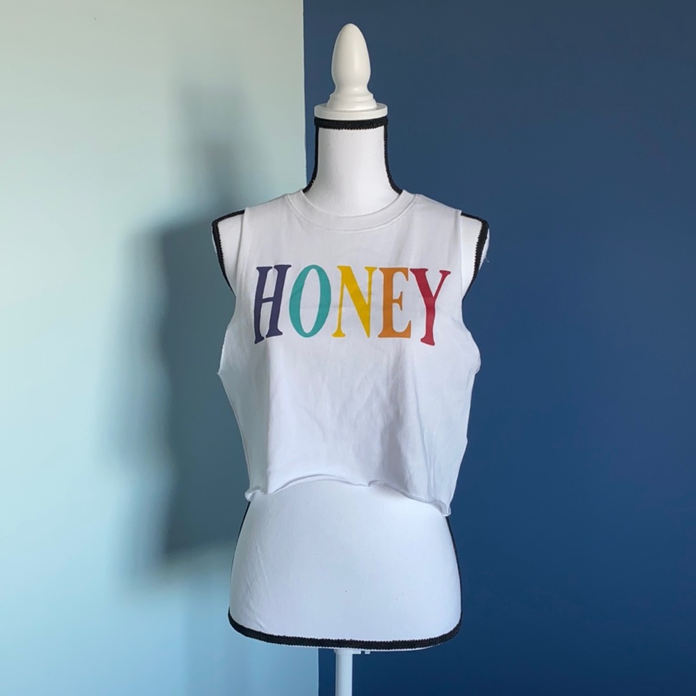 NWT! Honey sleeveless crop top